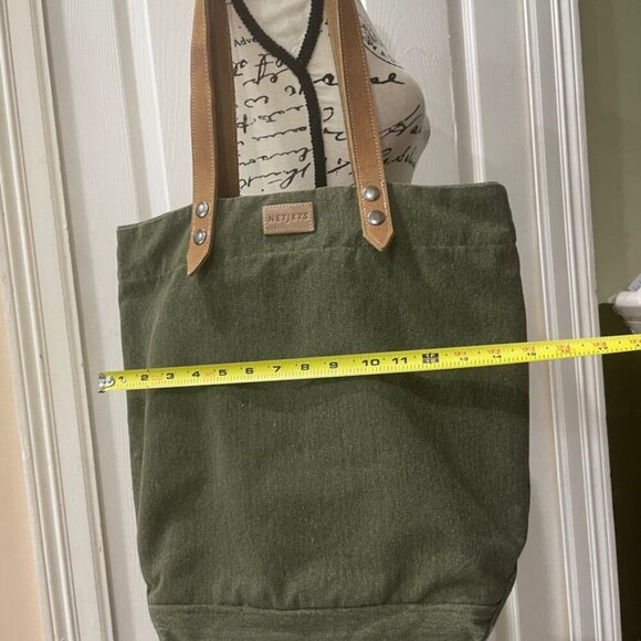 NETJETS OLIVE GREEN TOTE BAG BOHO CANVAS LEATHER TRAVEL CARAVAN MILITARY - Picture 6 of 16